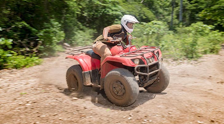 Why do people love to visit the Yaaman Adventure Park in Jamaica?